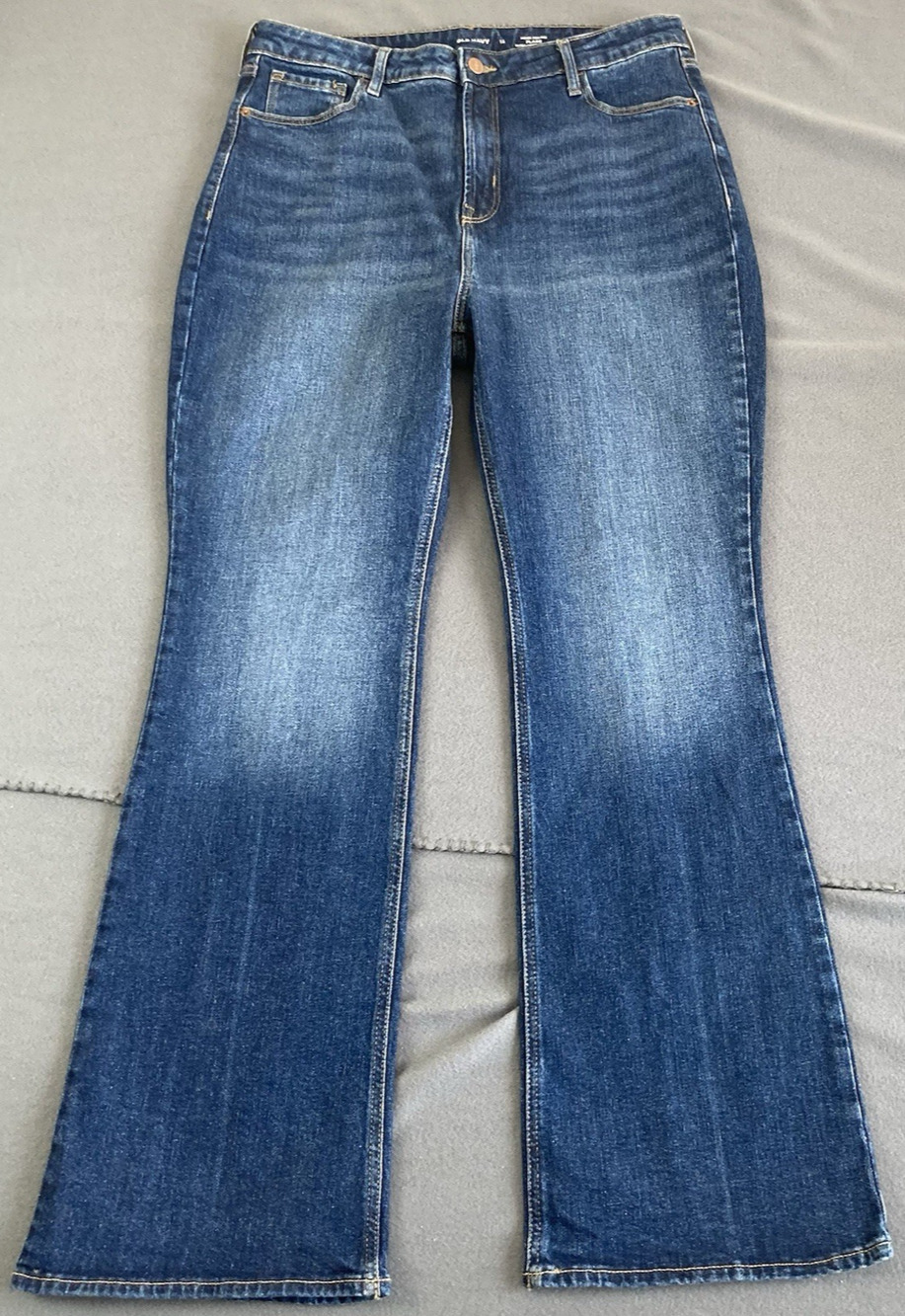 Old Navy Higher High-Rise Flare Jean Women's 14 Secret Smooth Pockets Stretch